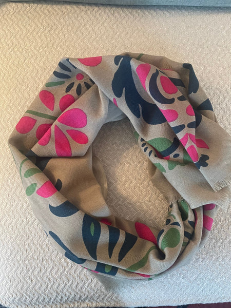 Yvonne Fuchsia Wool Scarf